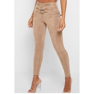 Maniere de voir VEGAN SUEDE BUCKLE DETAIL LEGGINGS